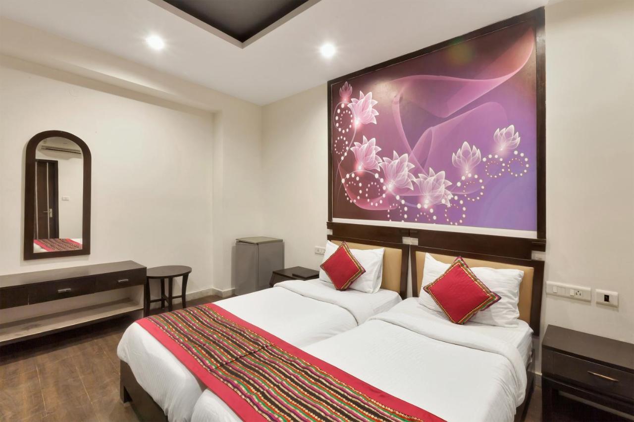 Oyo 9841 The Vivir 1 Hotell Noida Eksteriør bilde