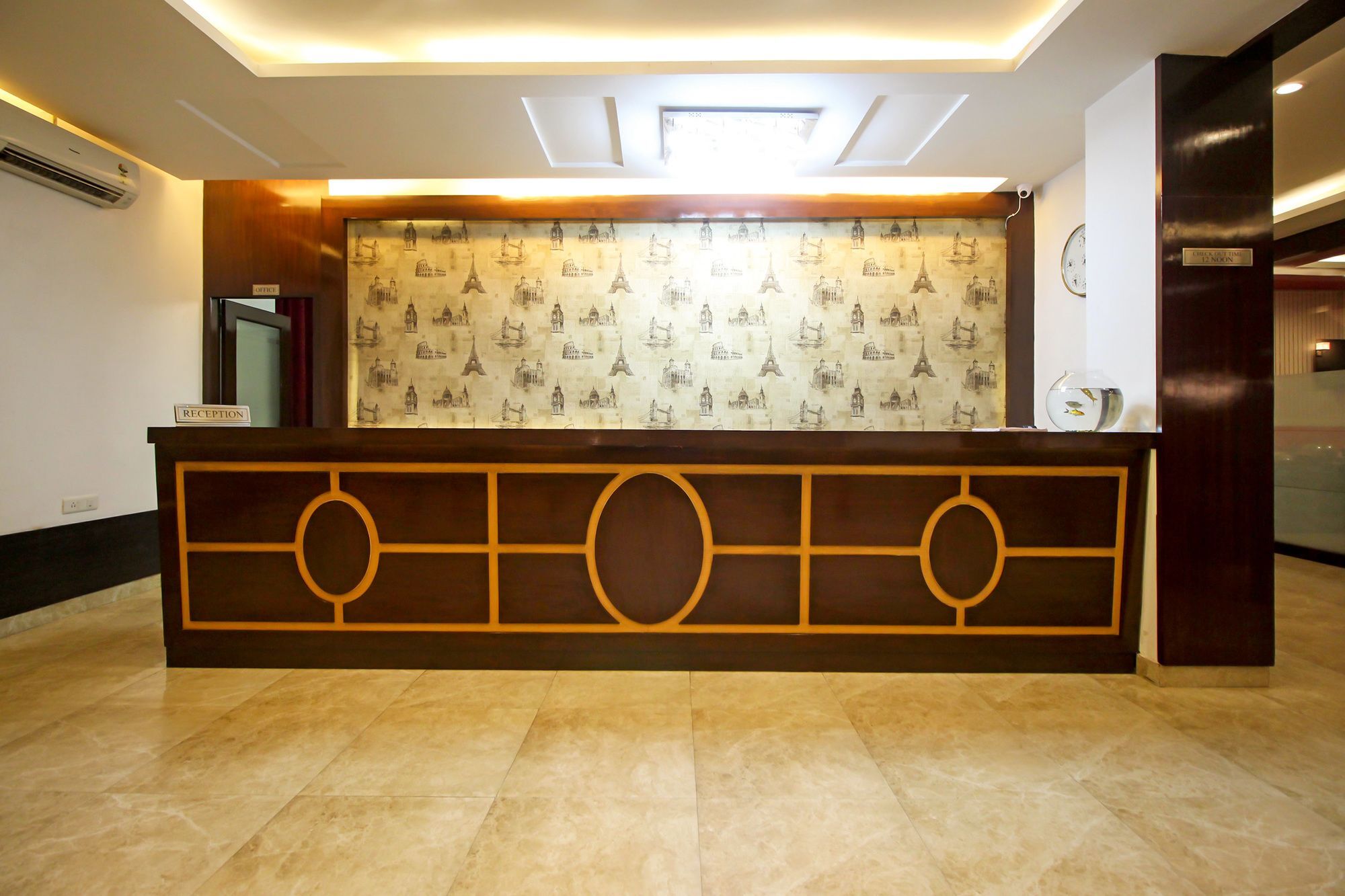 Oyo 9841 The Vivir 1 Hotell Noida Eksteriør bilde
