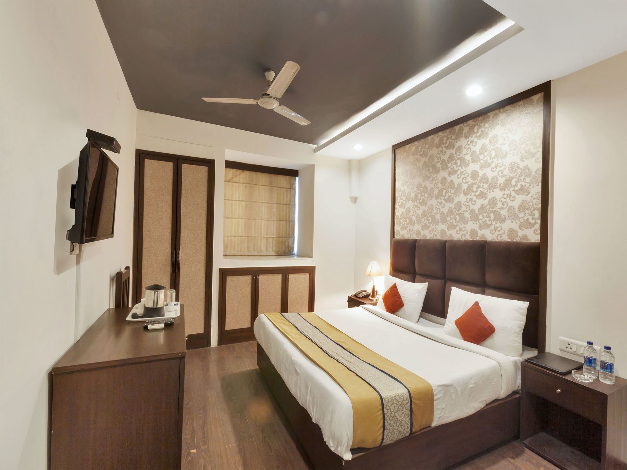 Oyo 9841 The Vivir 1 Hotell Noida Eksteriør bilde
