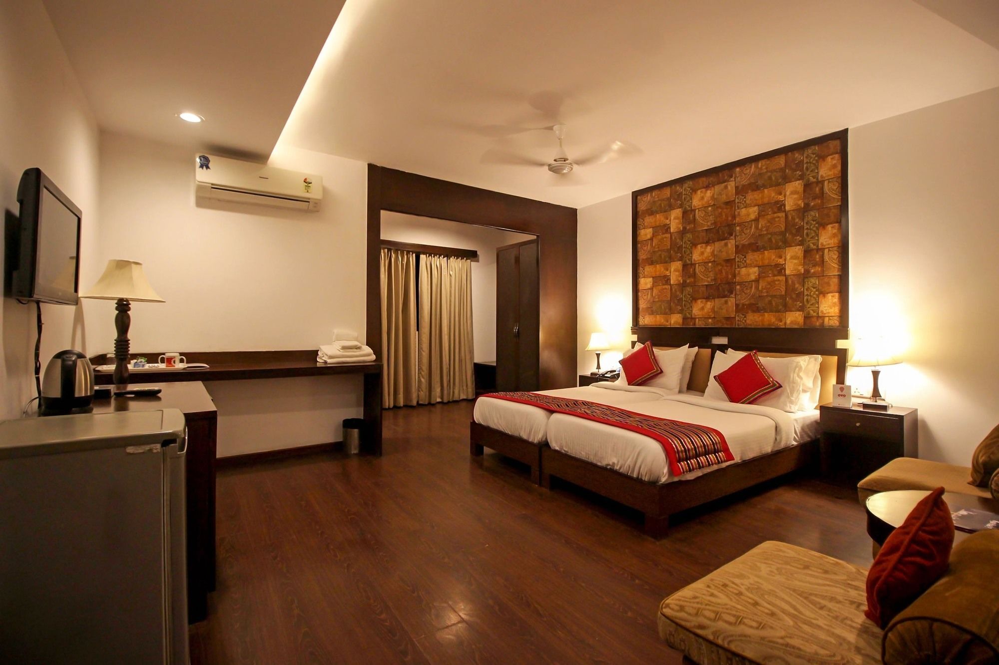 Oyo 9841 The Vivir 1 Hotell Noida Eksteriør bilde